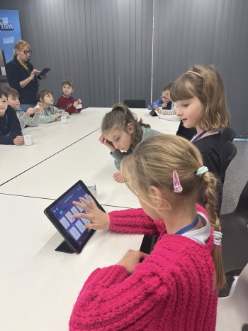 599888298_1430032959125112_3595104749460045505_n